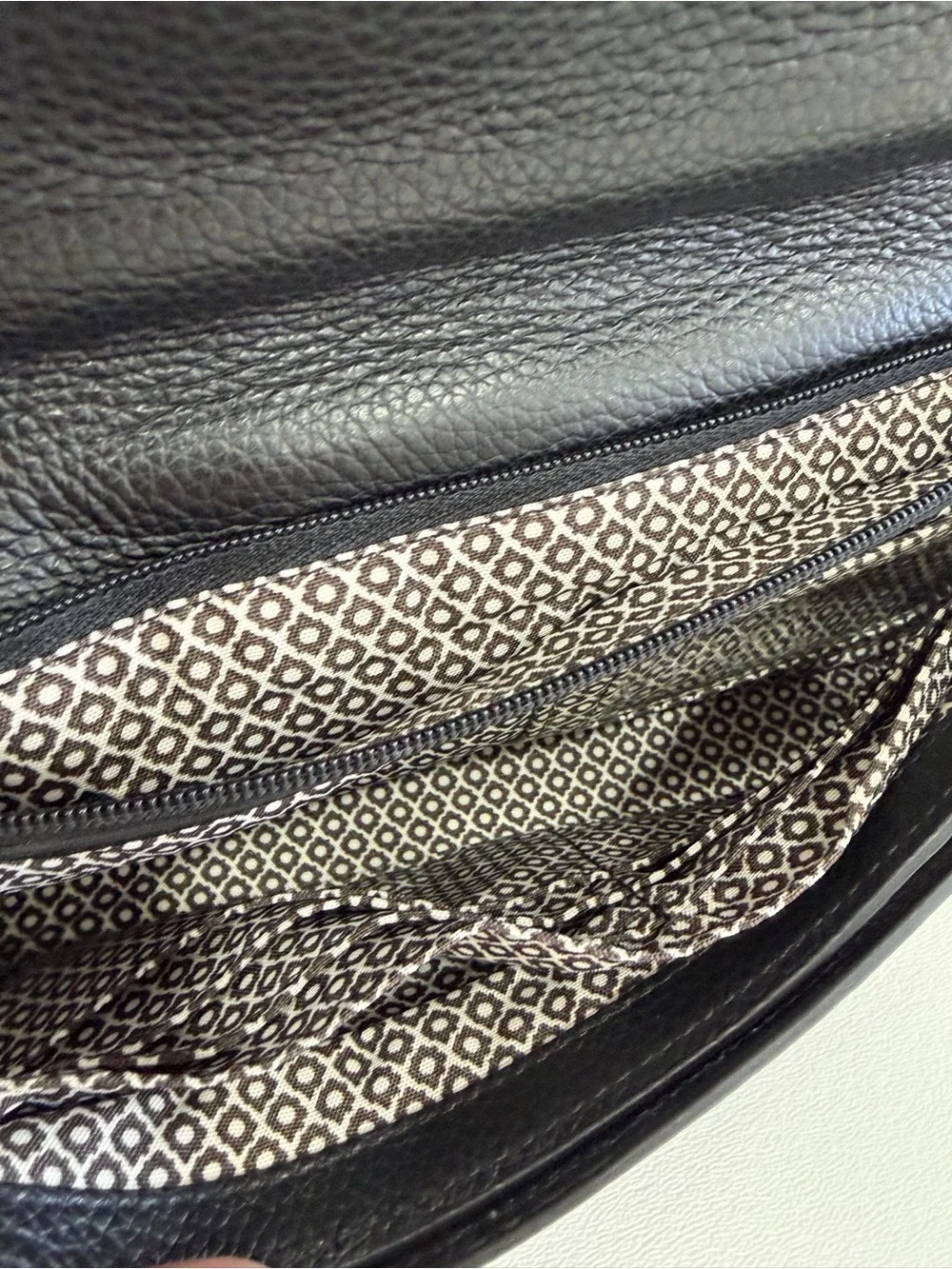 NWT Brighton Brave Heart Large Wallet With Nickel Silver Hearts and Chain Strap